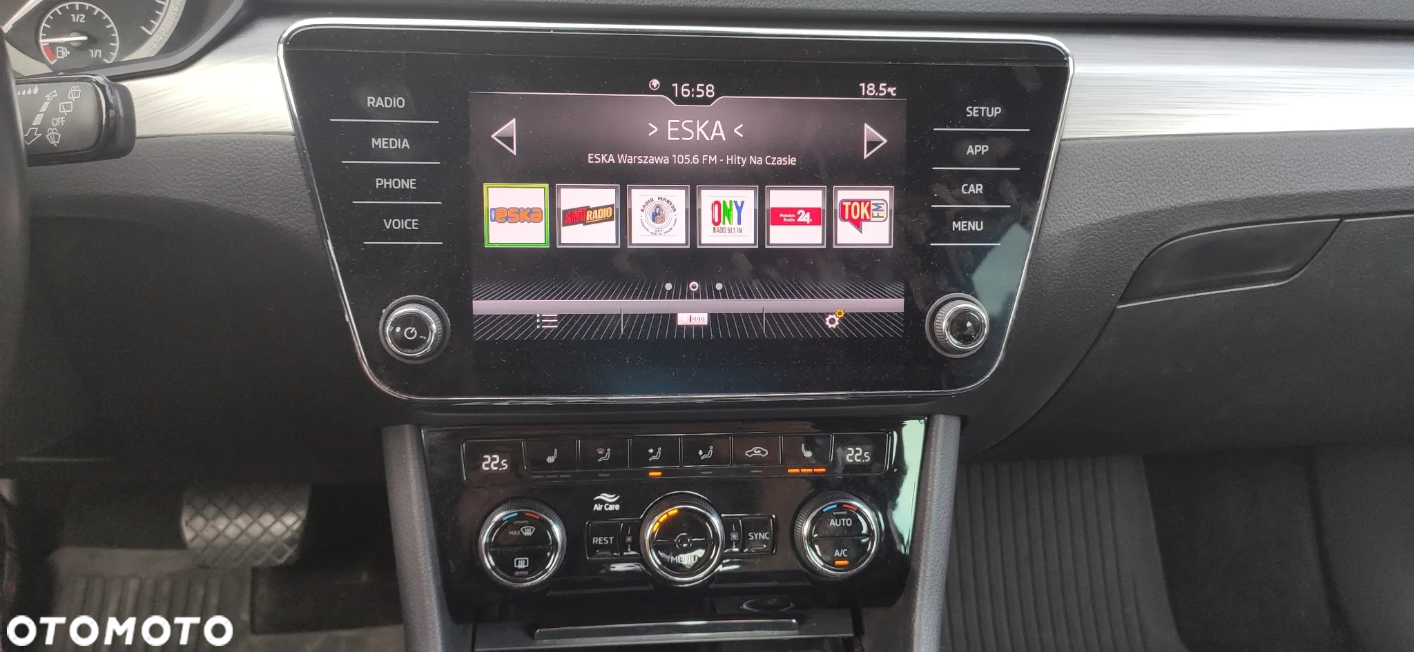 Skoda Superb 2.0 TDI SCR Ambition DSG - 20
