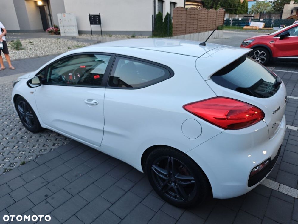 Kia ProCeed 1.4 XL - 22
