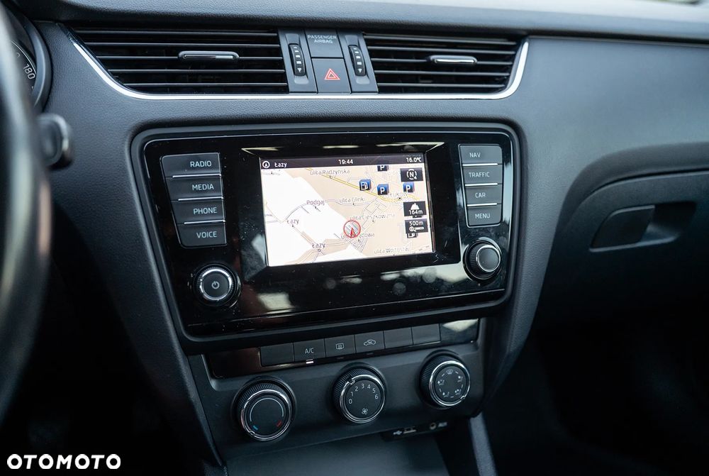 Skoda Octavia 1.6 TDI DPF Ambition - 2