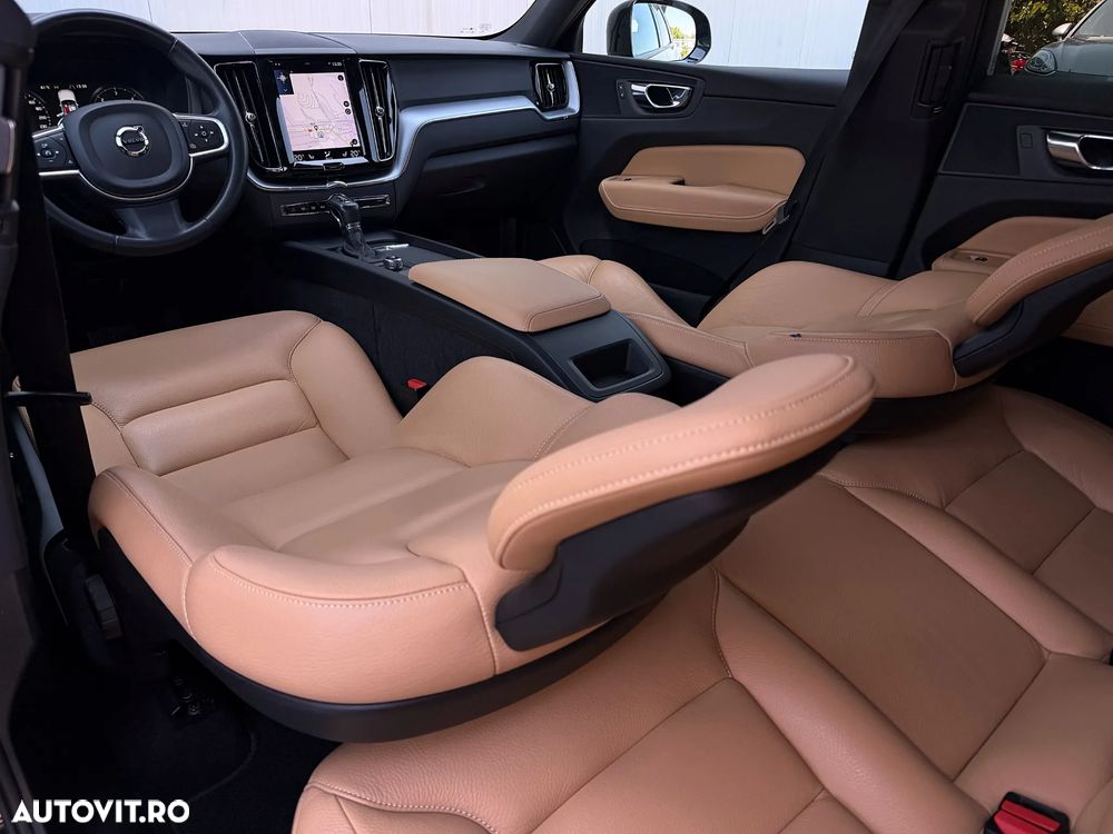 Volvo XC 60 D4 AWD Momentum - 17