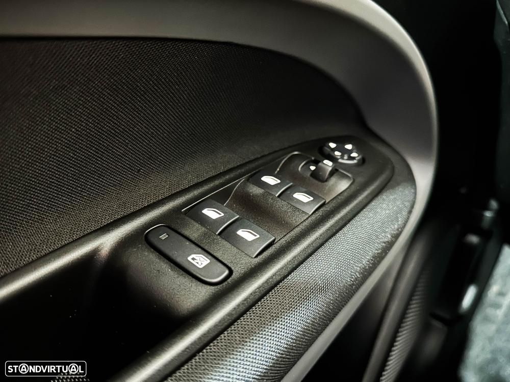 Jeep Avenger 54 kWh 1st Editon - 41