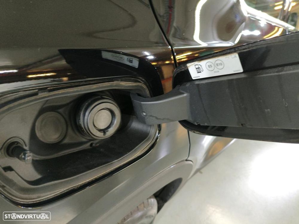 Volvo XC 40 1.5 T5 PHEV Core - 11