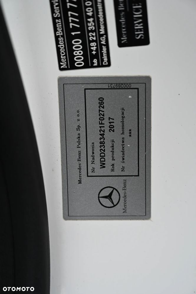 Mercedes-Benz Klasa E 200 9G-TRONIC - 17