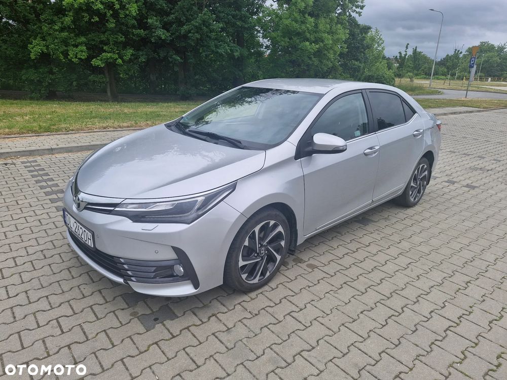 Toyota Corolla 1.6 Prestige - 1