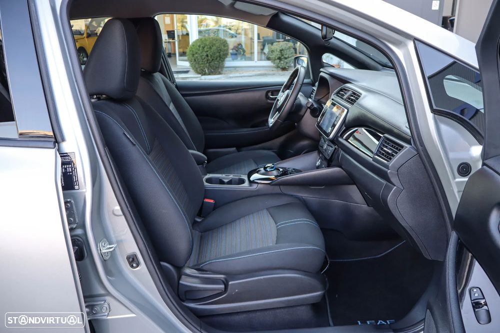 Nissan Leaf N-Connecta - 23