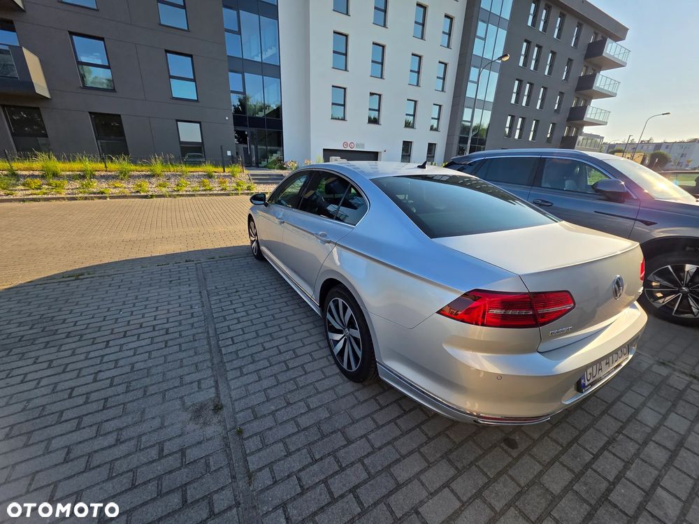 Volkswagen Passat 2.0 TSI 4Mot Highline DSG - 16