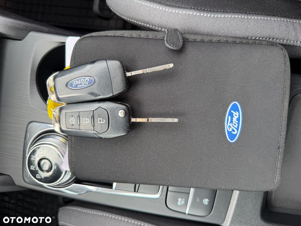 Ford Focus - 25