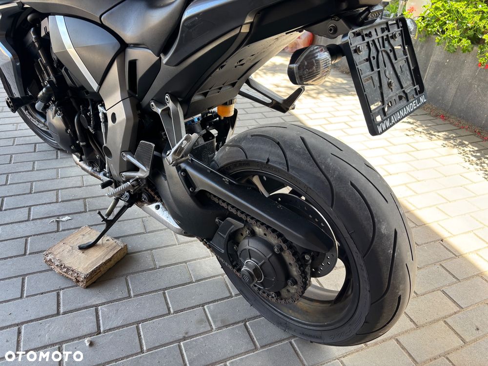 Honda CB - 9