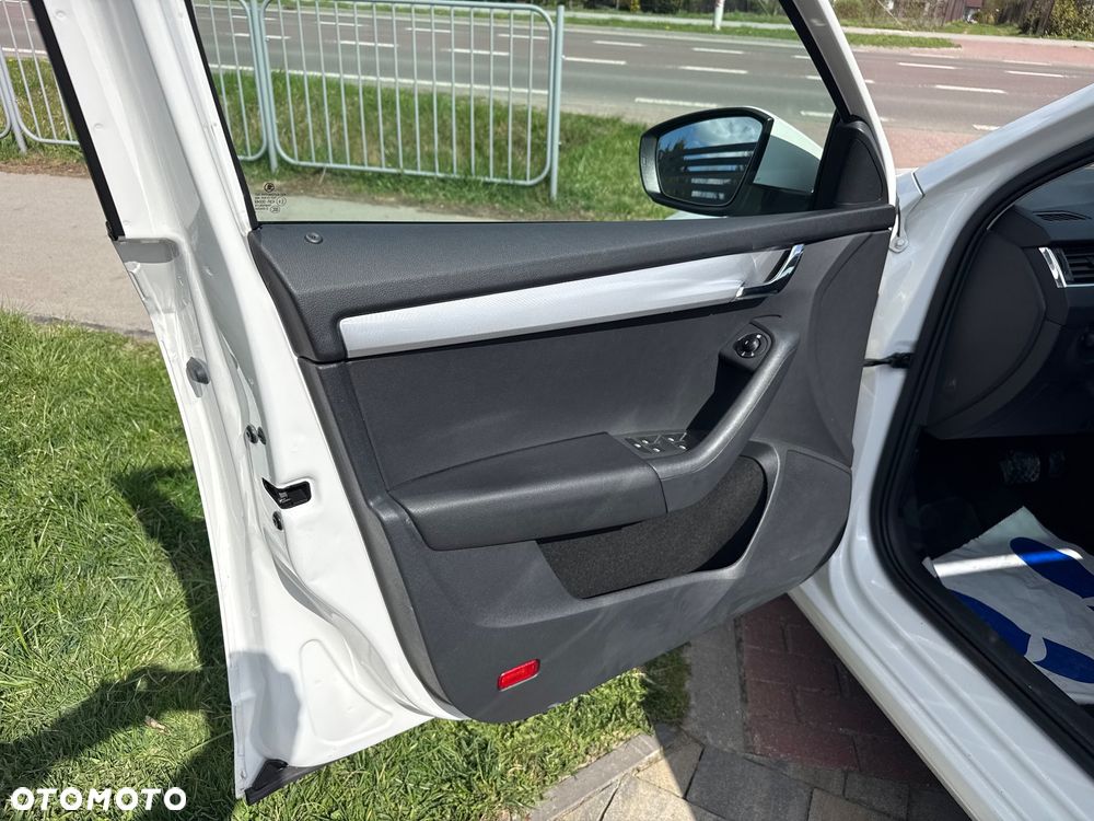 Skoda Octavia 1.8 TSI Green tec 4x4 DSG Solution - 14