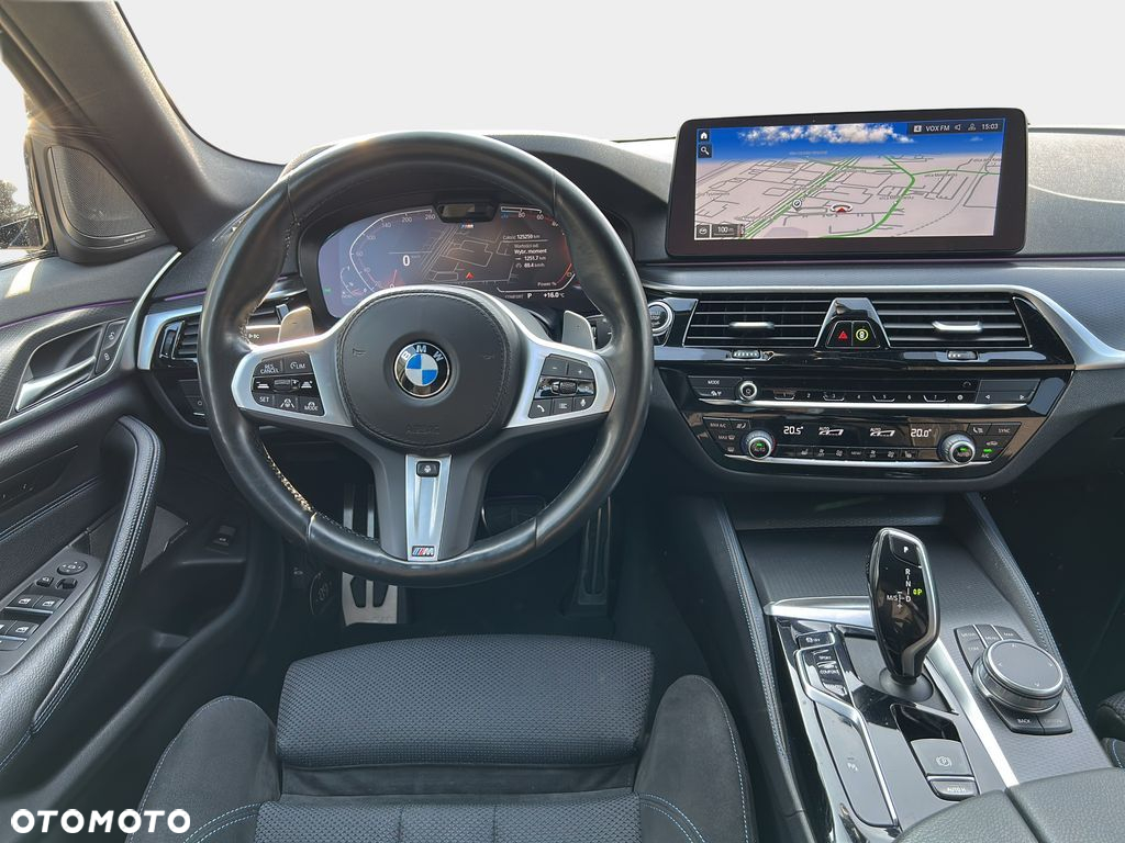 BMW Seria 5 520d xDrive M Sport sport - 14