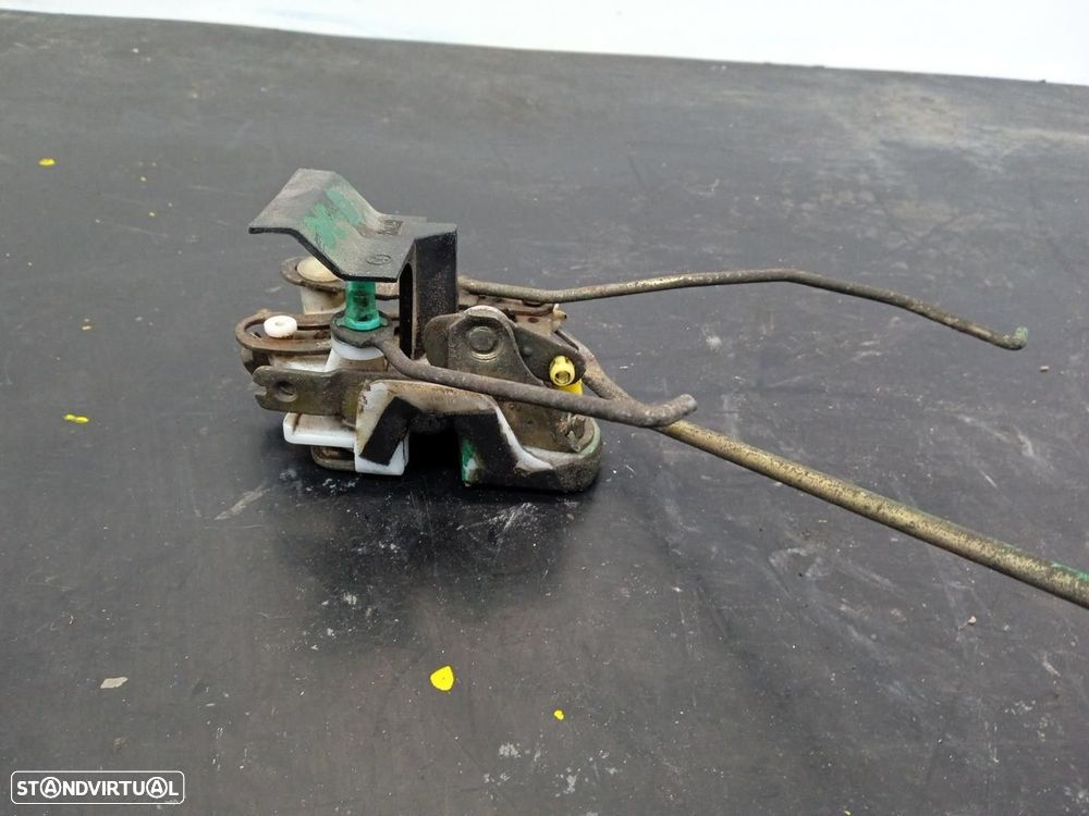 FECHADURA PORTA FRONTAL DIREITA HYUNDAI COUPE 2000 -G4CR - 1