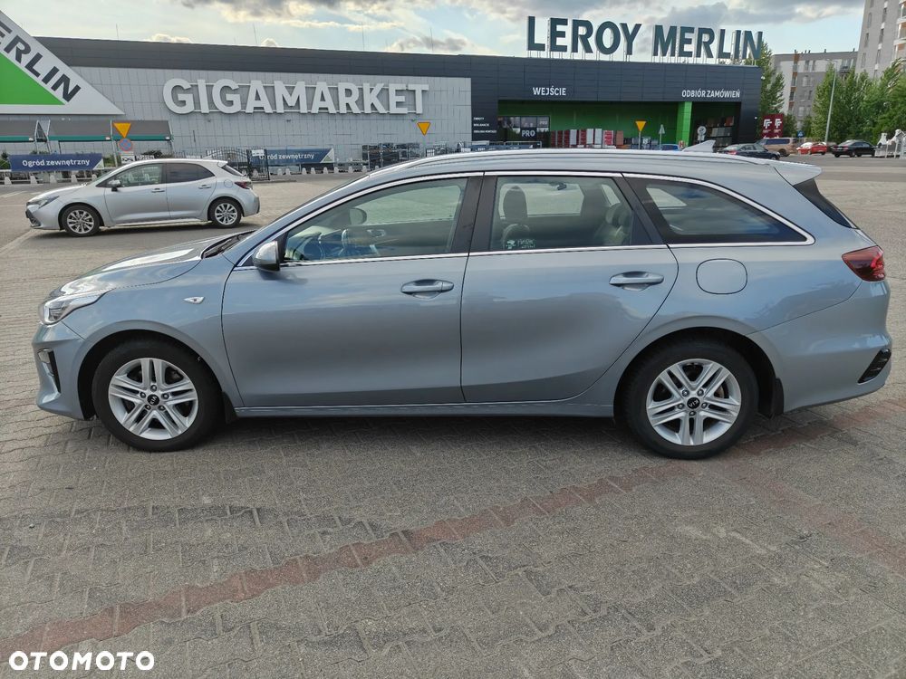 Kia Ceed 1.6 CRDi mHEV L Business Line - 4