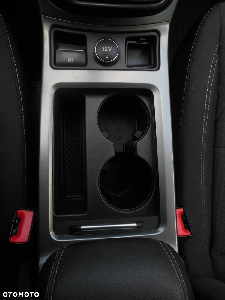 Ford Kuga 1.5 EcoBoost 2x4 Titanium - 17