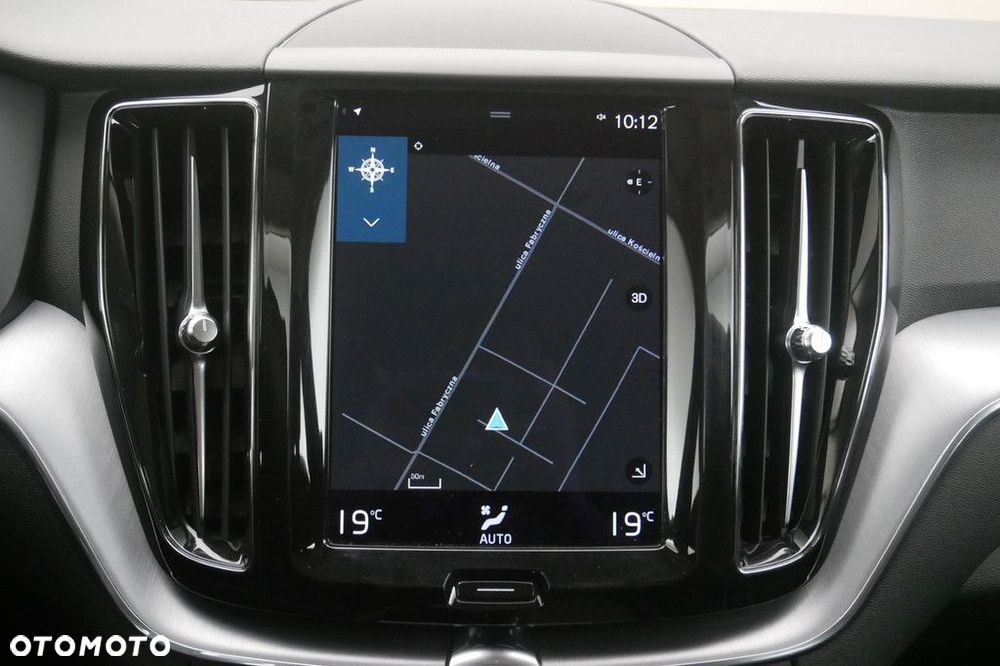 Volvo XC 60 - 22