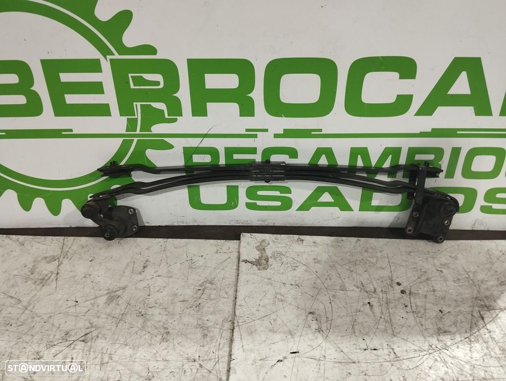 SUSPENSÃO TRASEIRA NISSAN CABSTAR E - 1