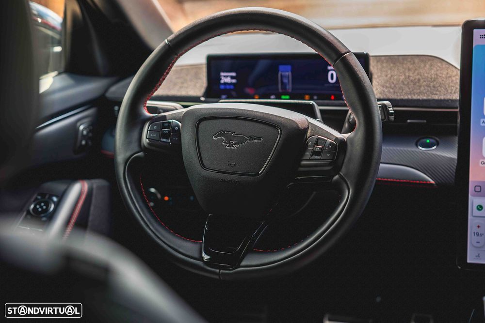 Ford Mustang Mach-E AWD PREMIUM - 16