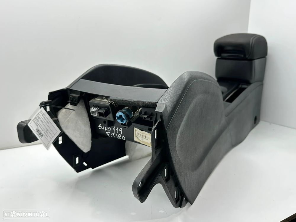 Consola Central / Apoio Braço - Fiat Tipo (2018) - 5