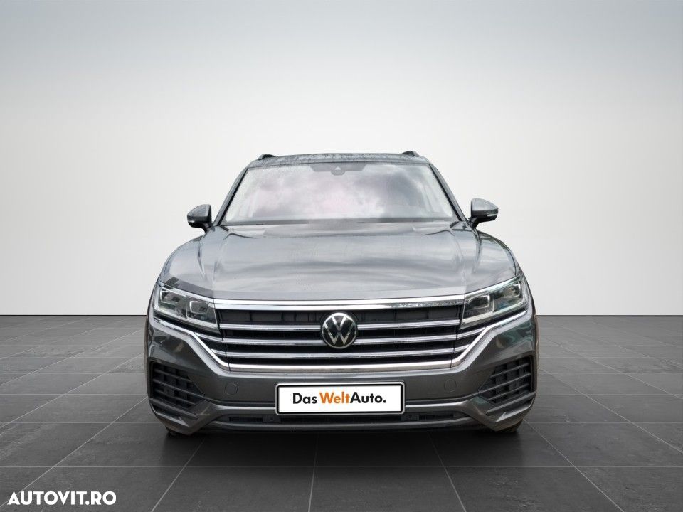 Volkswagen Touareg - 23