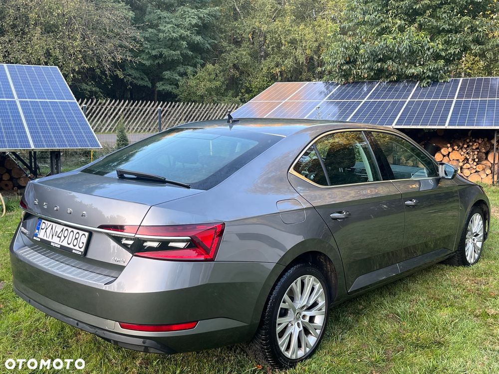 Skoda Superb 2.0 TDI 4x4 DSG Style - 4