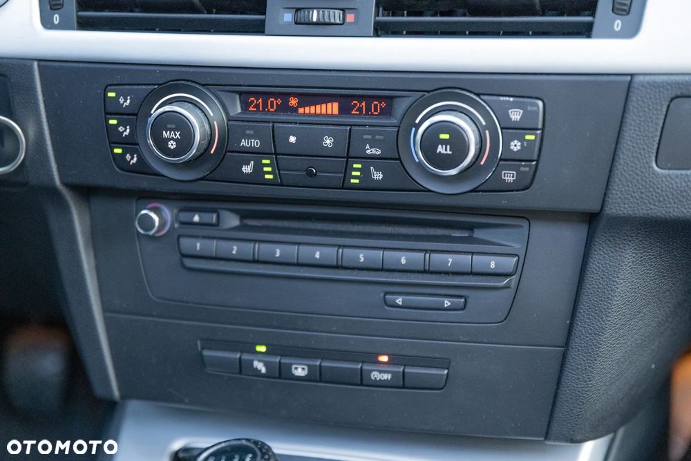 BMW Seria 3 - 33