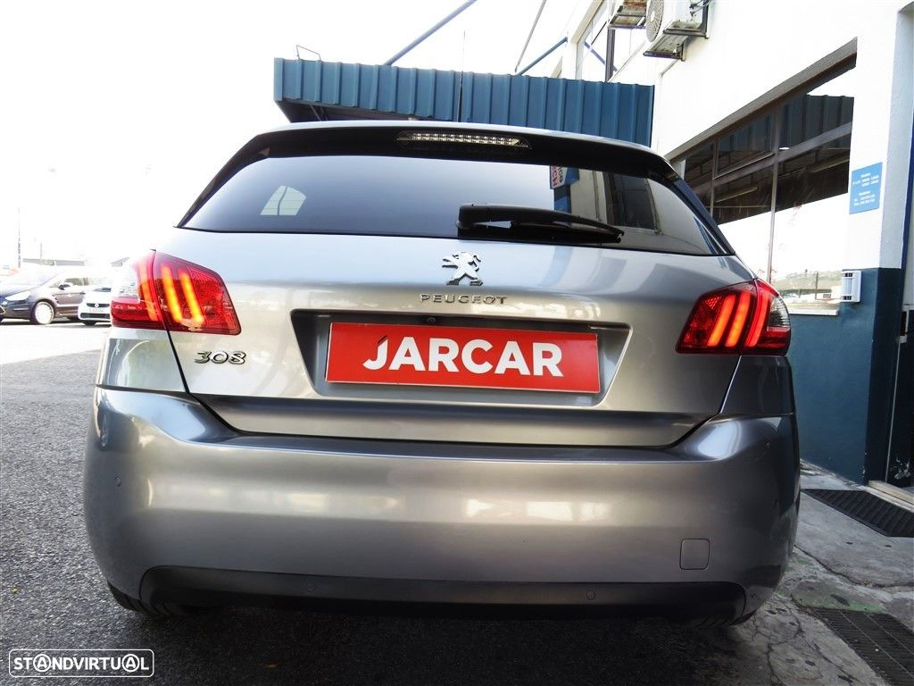 Peugeot 308 1.2 PureTech Style - 3