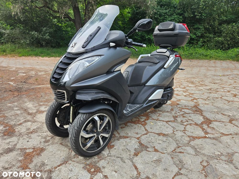 Peugeot Metropolis - 1