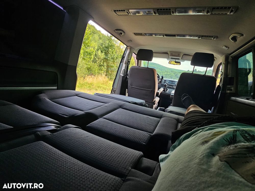 Volkswagen Multivan - 14
