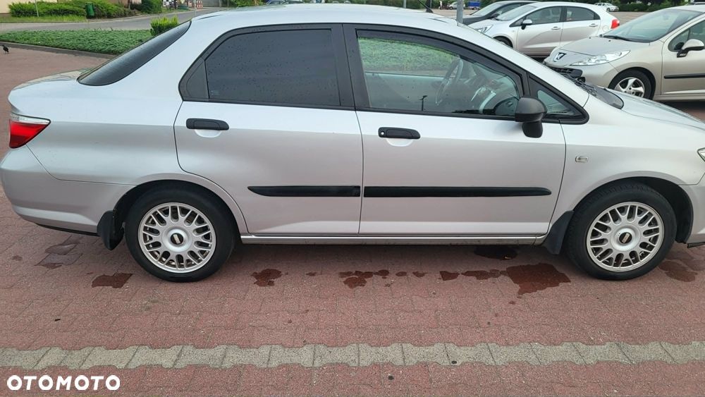 Honda City 1.4 Comfort - 3