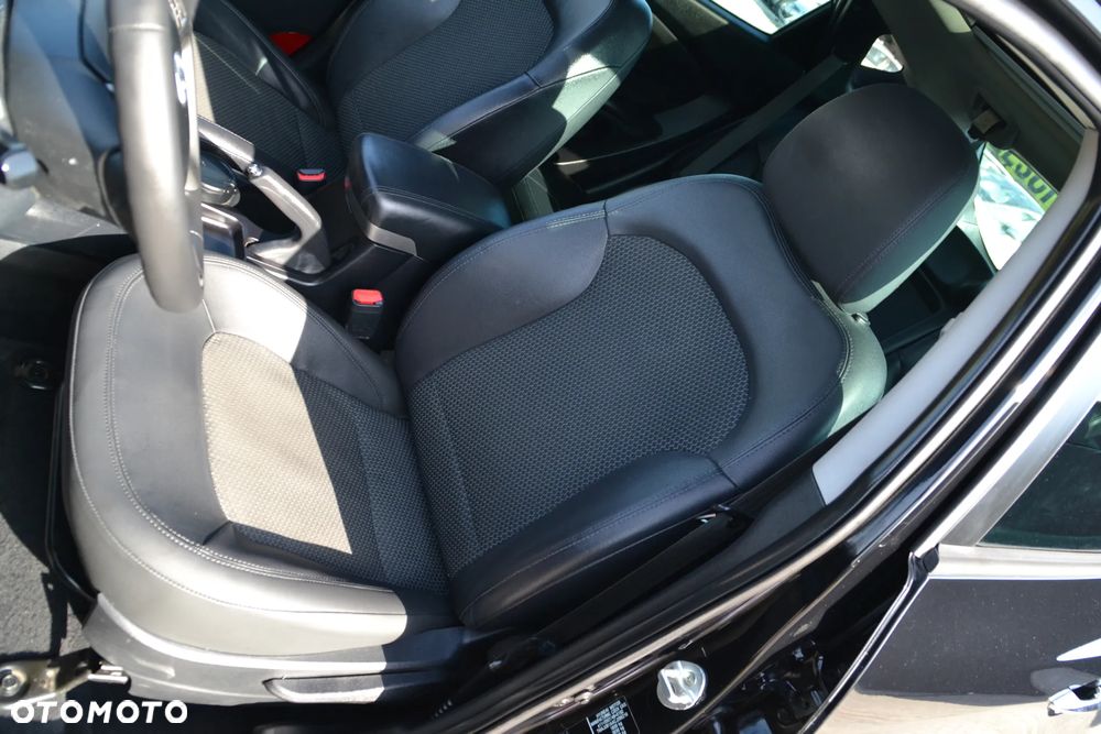 Hyundai ix35 1.6 2WD blue Comfort - 24