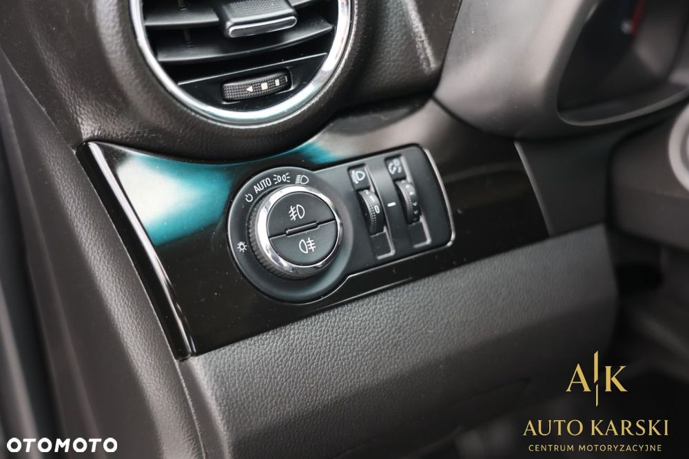 Chevrolet Orlando - 35