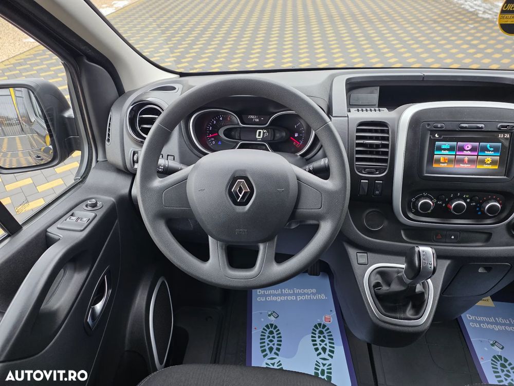 Renault Trafic - 11
