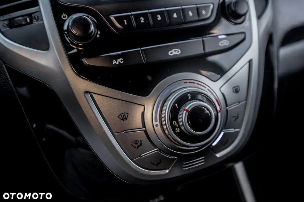 Hyundai ix20 1.6 BlueDrive Comfort - 23