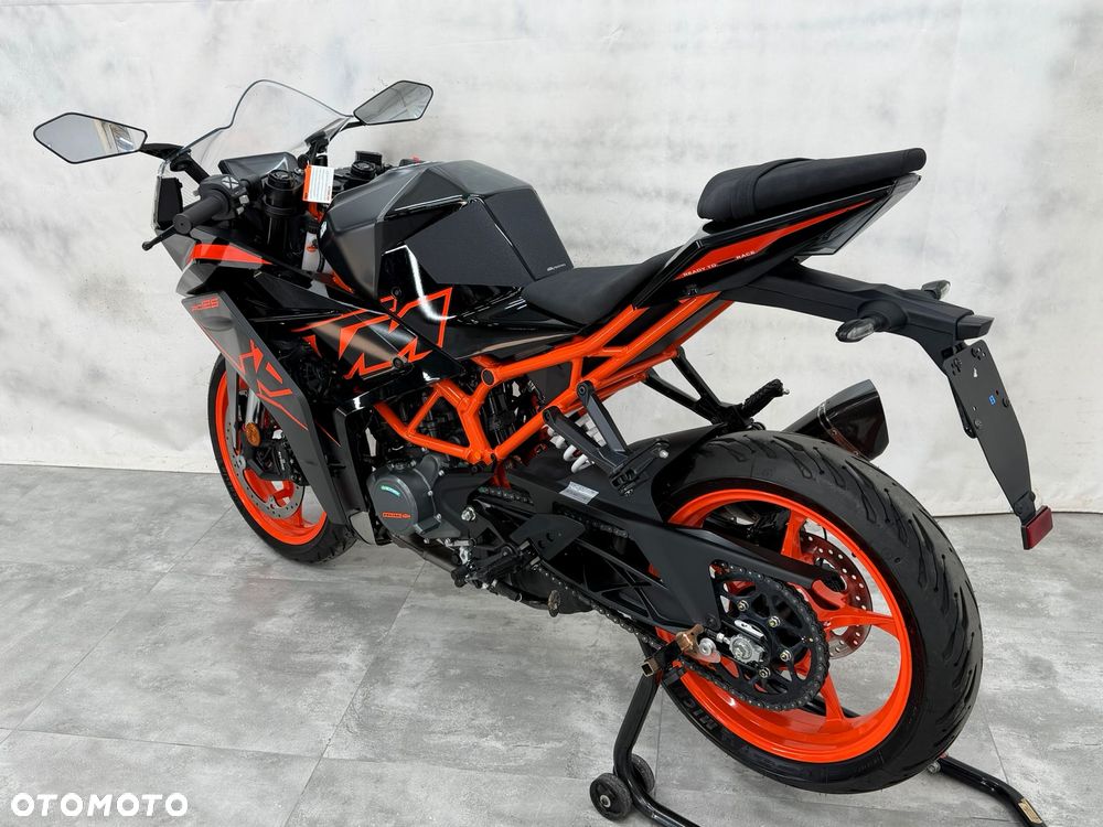 KTM RC 125 - 3