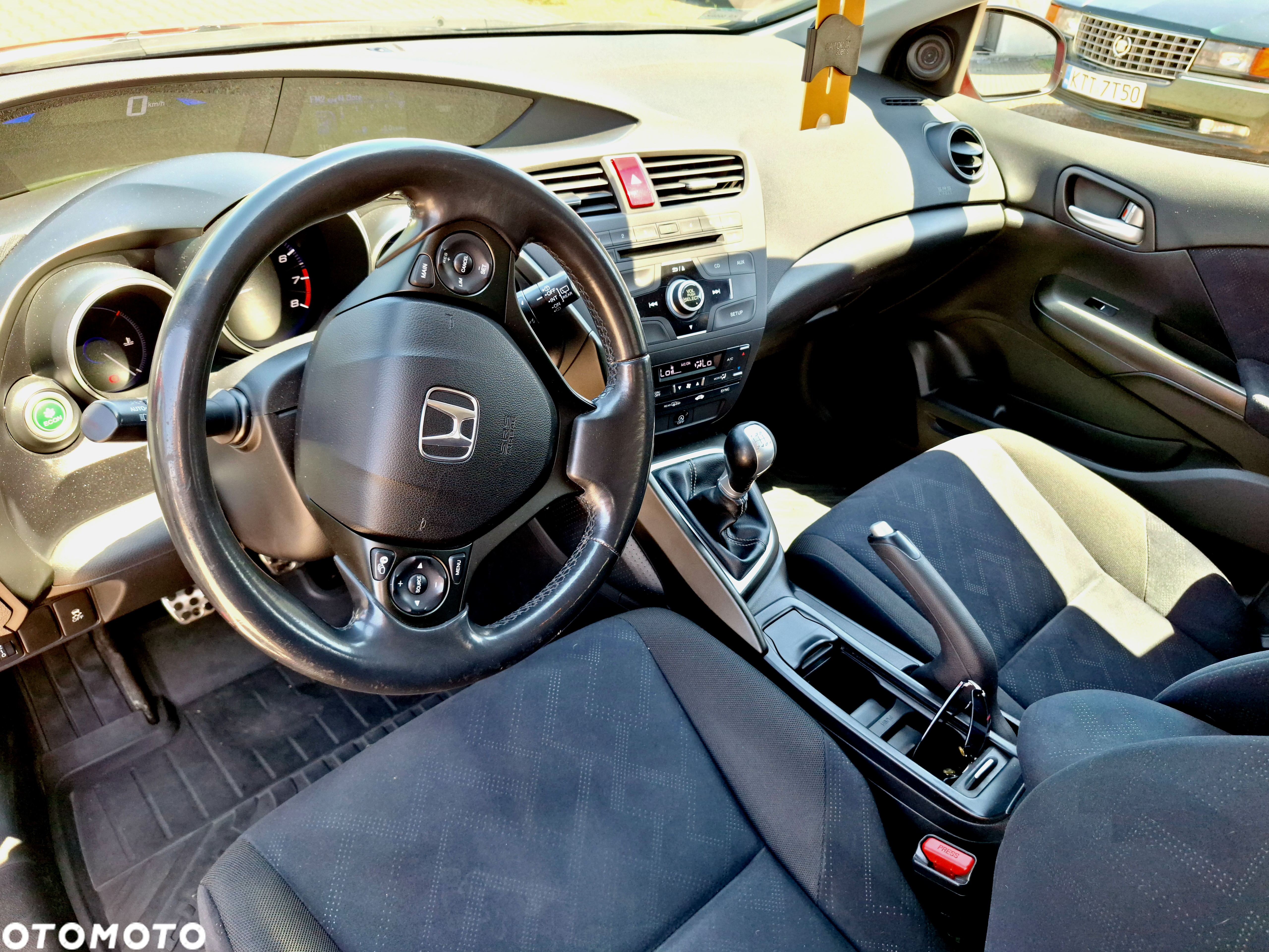 Honda Civic 1.8 Sport - 11