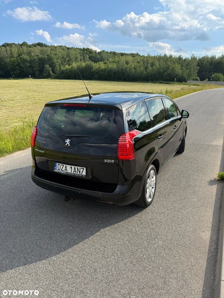 Peugeot 5008 HDI FAP 150 Family - 6