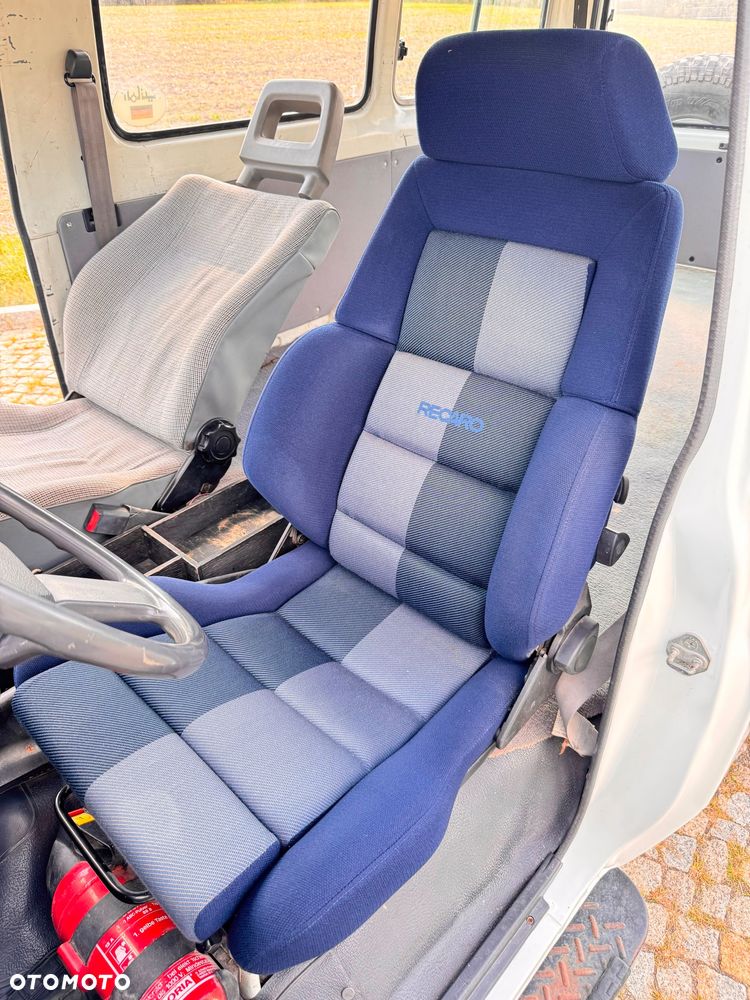 Toyota Land Cruiser - 11