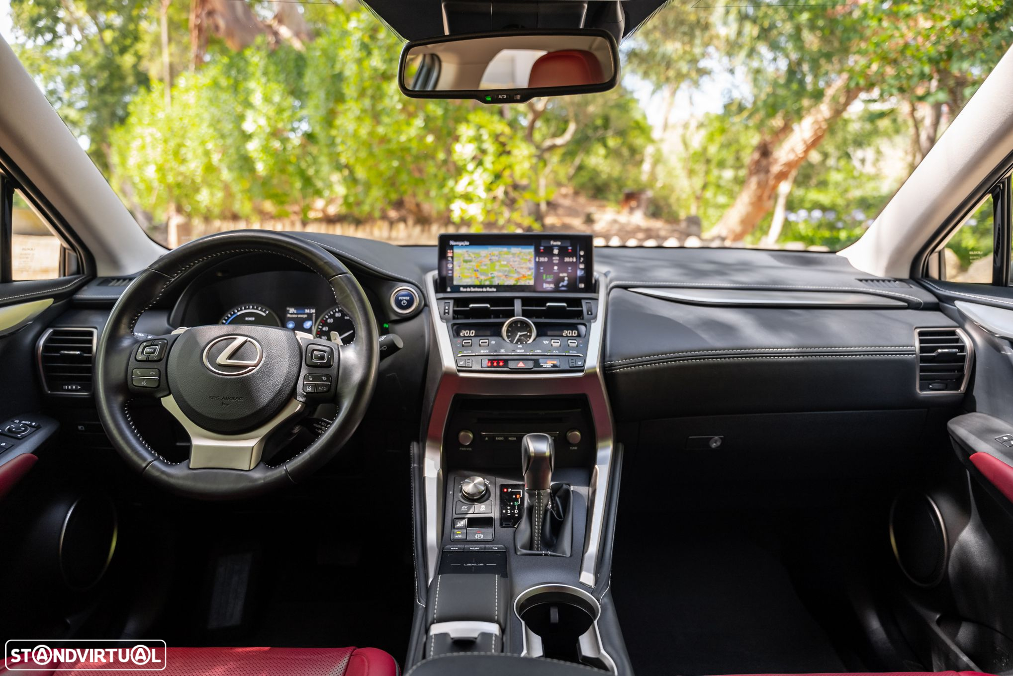 Lexus NX 300h - 27