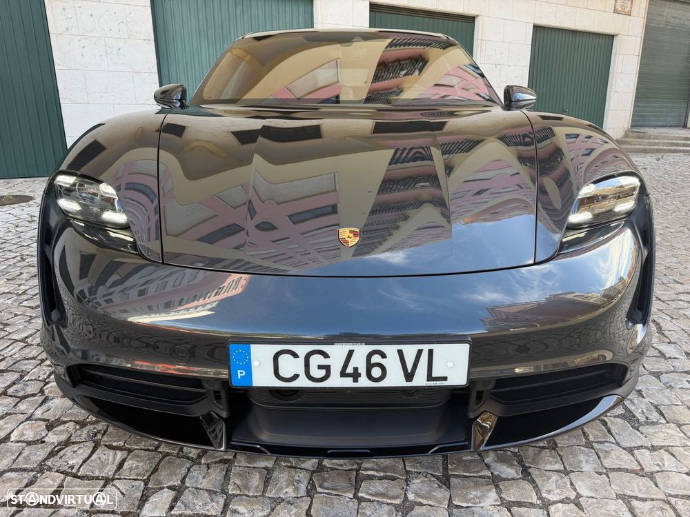 Porsche Taycan Cross Turismo Turbo - 2