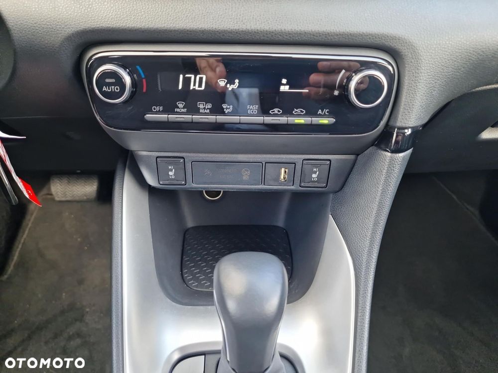 Toyota Yaris - 20