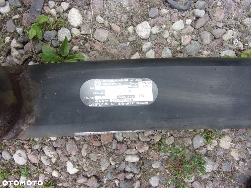 Hak holowniczy VW Passat B6 kombi 2.0 BKP 3C0803880B - 3