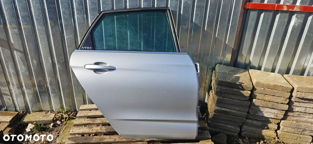 Drzwi tylne prawe Citroen C4 II B7 EZR (bez malowania)