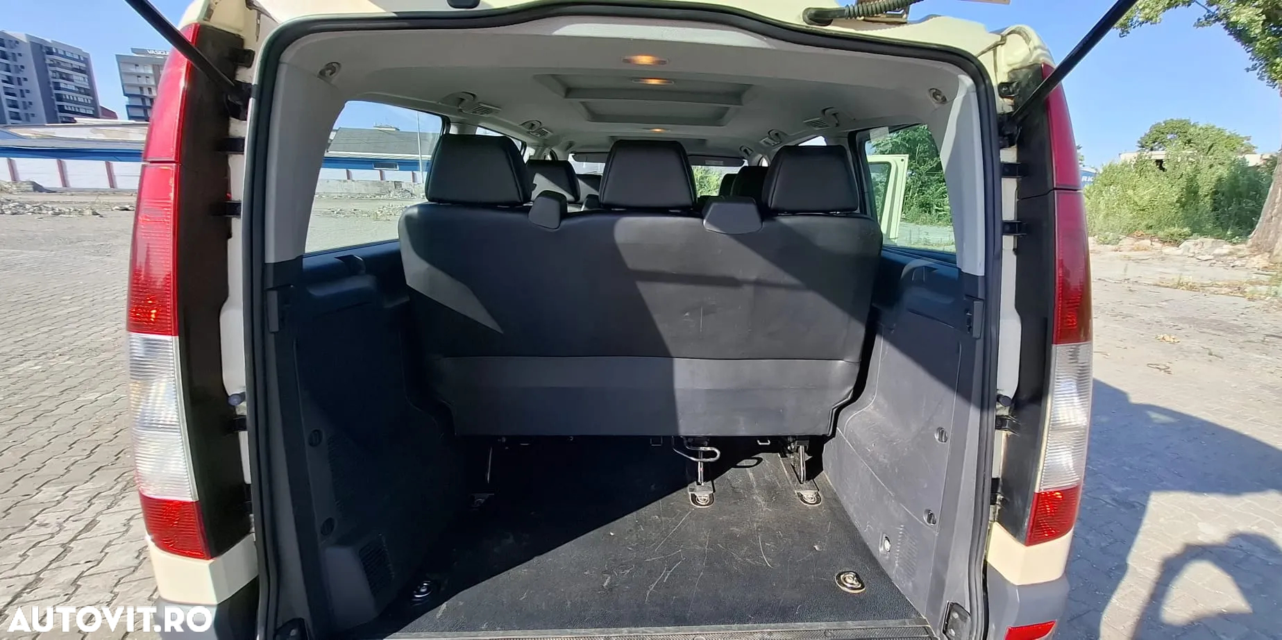 Mercedes-Benz Vito 113 CDI Lang SHUTTLE - 13