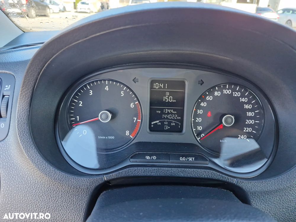 Volkswagen Polo 1.2 TSI Life - 9