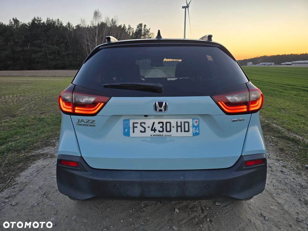 Honda Jazz 1.5 i-MMD Executive Crosstar (Czarny Dach) - 3