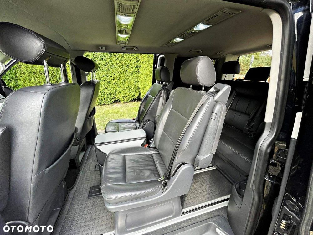 Volkswagen Multivan - 18