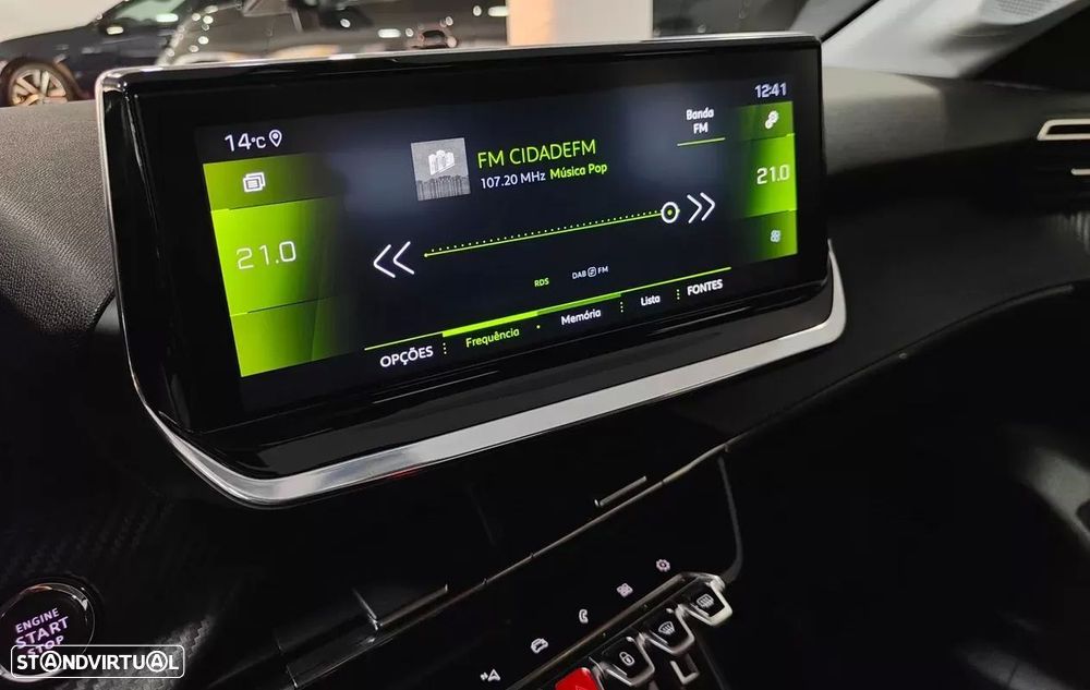 Peugeot 208 1.2 PureTech Allure EAT8 - 49