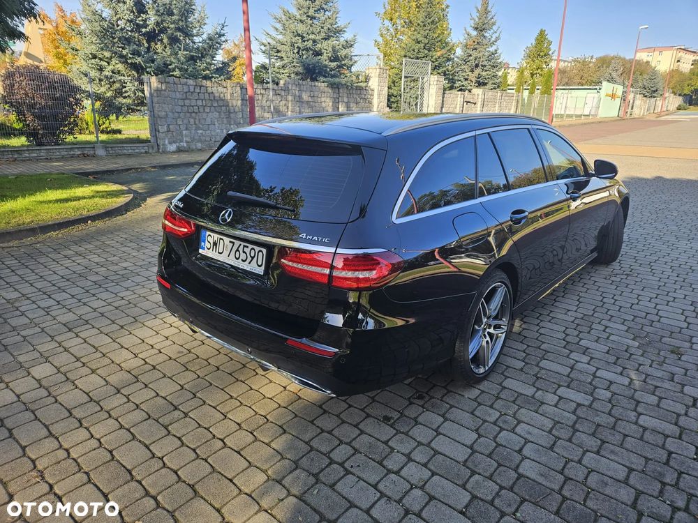 Mercedes-Benz Klasa E 220 d 4-Matic AMG - 4