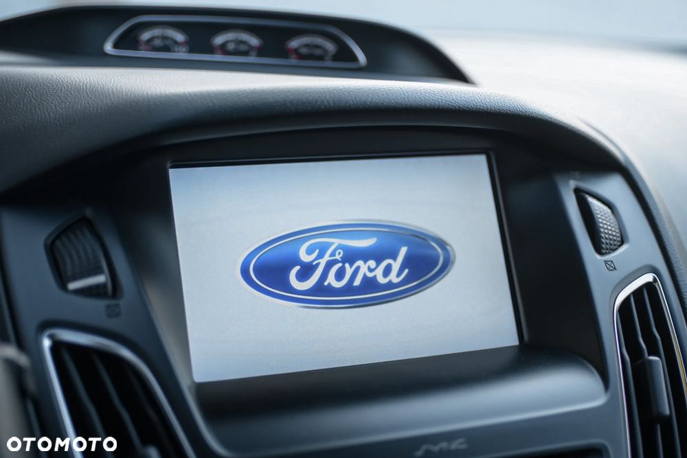 Ford Focus 2.0 TDCi ST-2 - 22