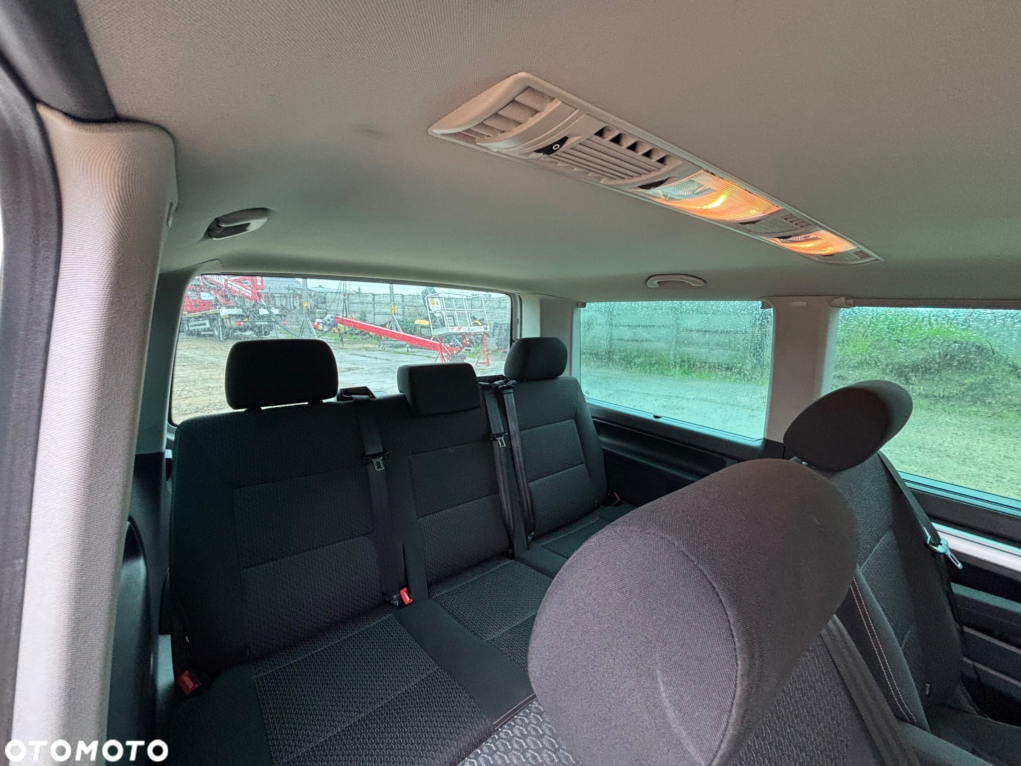 Volkswagen Multivan 2.0 TDI L1 Edition DSG - 18