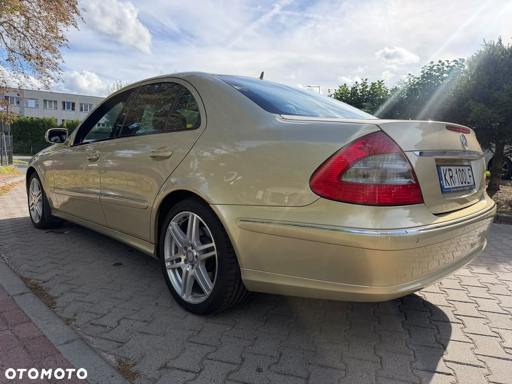 Mercedes-Benz Klasa E - 39